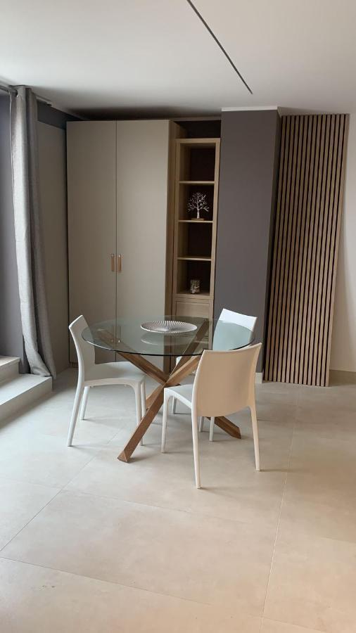 R39 Attic With Terrace And Private Parking Apartment มิลาน ภายนอก รูปภาพ