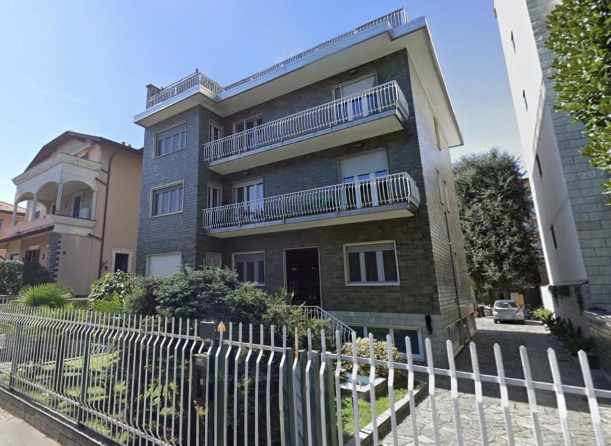 R39 Attic With Terrace And Private Parking Apartment มิลาน ภายนอก รูปภาพ